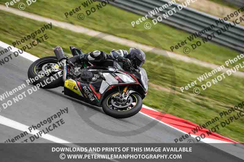 cadwell no limits trackday;cadwell park;cadwell park photographs;cadwell trackday photographs;enduro digital images;event digital images;eventdigitalimages;navarra;no limits trackdays;peter wileman photography;racing digital images;trackday digital images;trackday photos